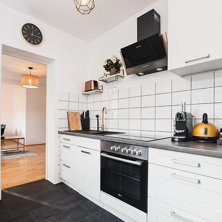 Smart Home - Wuppertal - Perfect For 4 Guests! Central - Netflix - Schwebebahn - Free Parking Zone Exterior foto