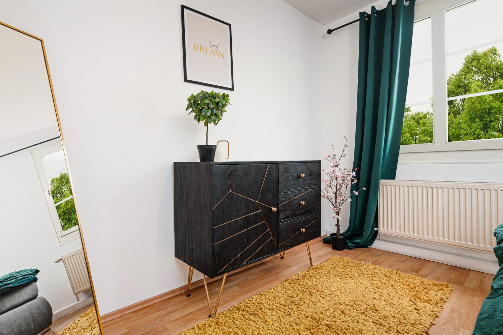 Smart Home - Wuppertal - Perfect For 4 Guests! Central - Netflix - Schwebebahn - Free Parking Zone Exterior foto